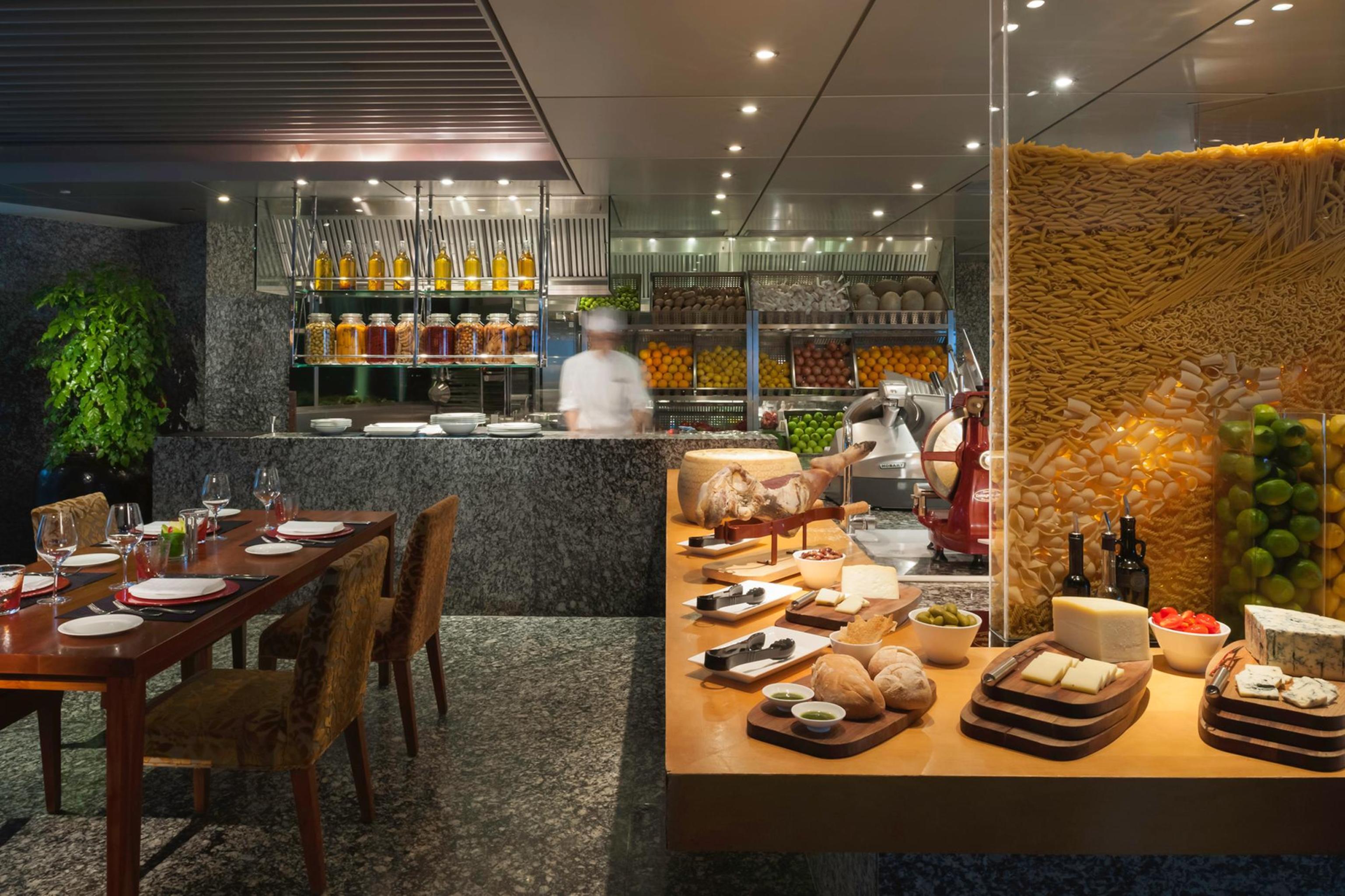 Marco Polo Hotel 5*